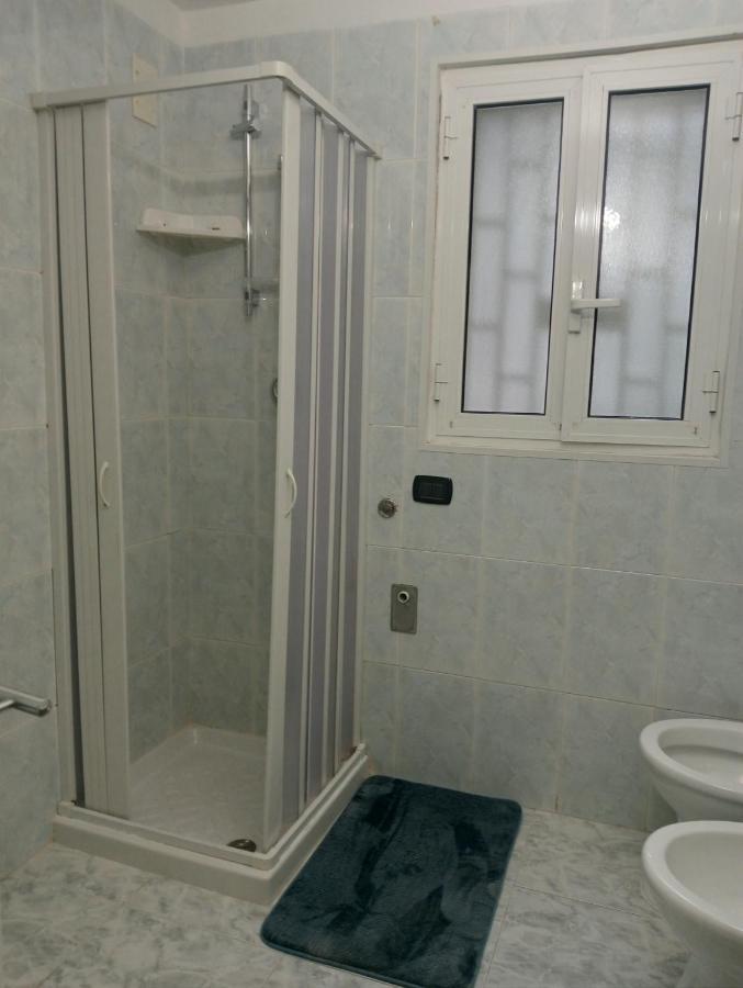 Apartamento Fra Sole E Stelle Bari Exterior foto