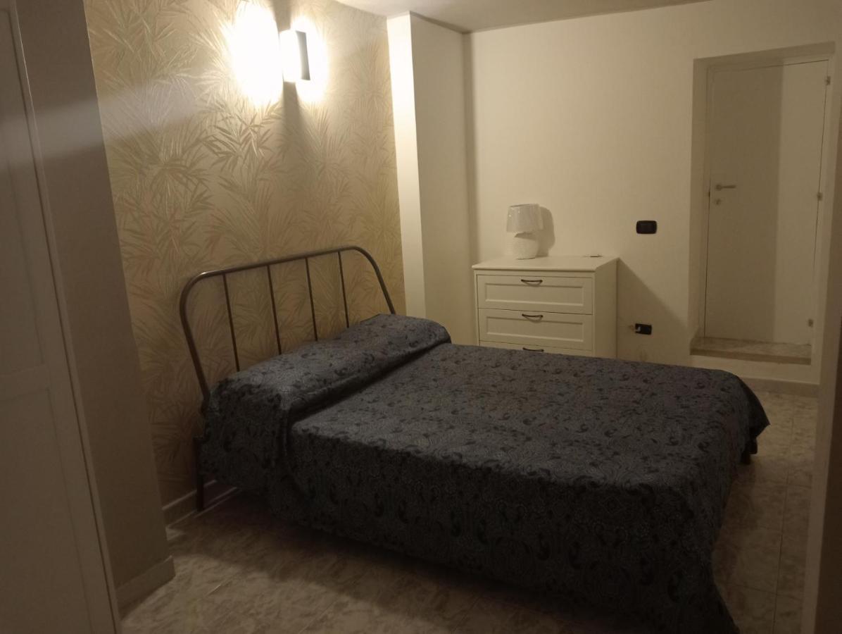 Apartamento Fra Sole E Stelle Bari Exterior foto