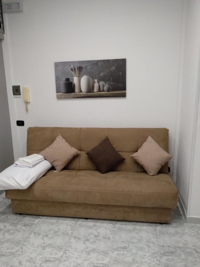 Apartamento Fra Sole E Stelle Bari Exterior foto